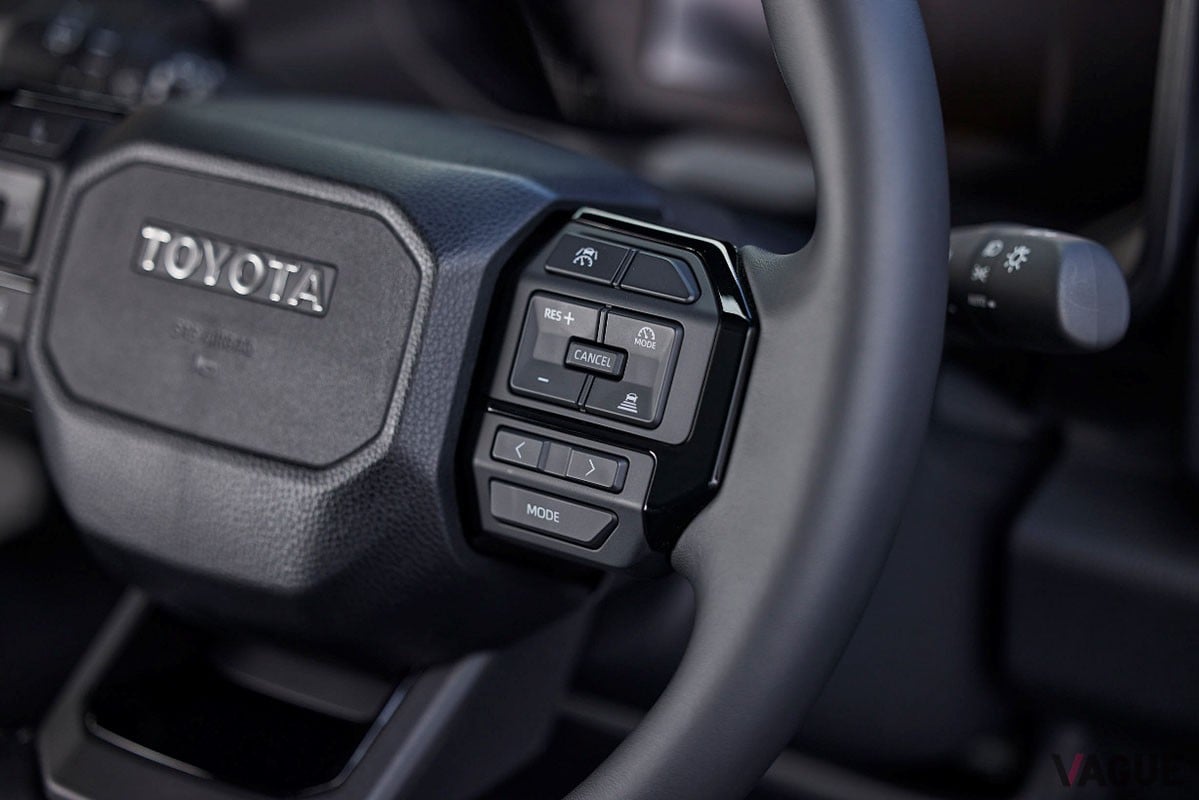 トヨタ新型「ランドクルーザー“FJ”」（タイ仕様）