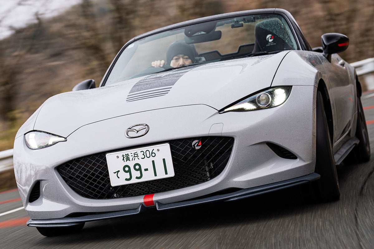 「マツダ スピリットレーシング・ロードスター 12R」