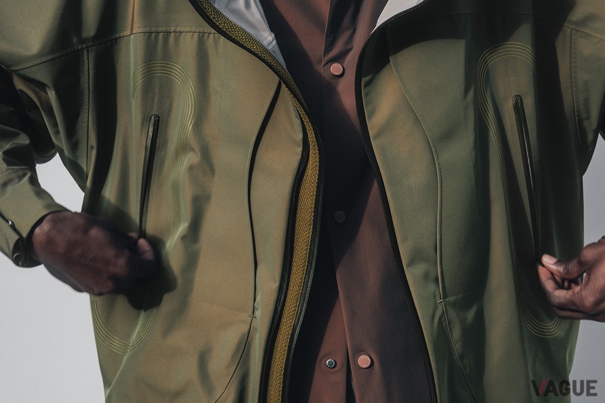 DYNAMIC VENT HARD SHELL JACKET：10万4500円