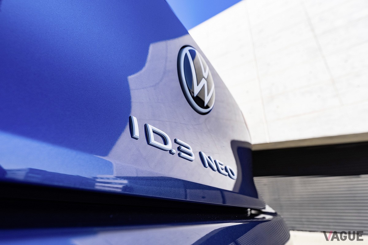 2026年4月に世界初公開される予定のフォルクスワーゲン新型「ID.3ネオ」