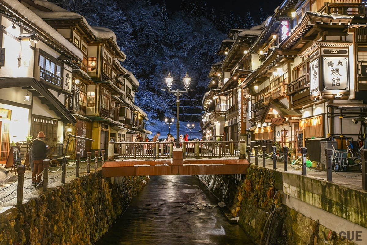 山形県「銀山温泉」