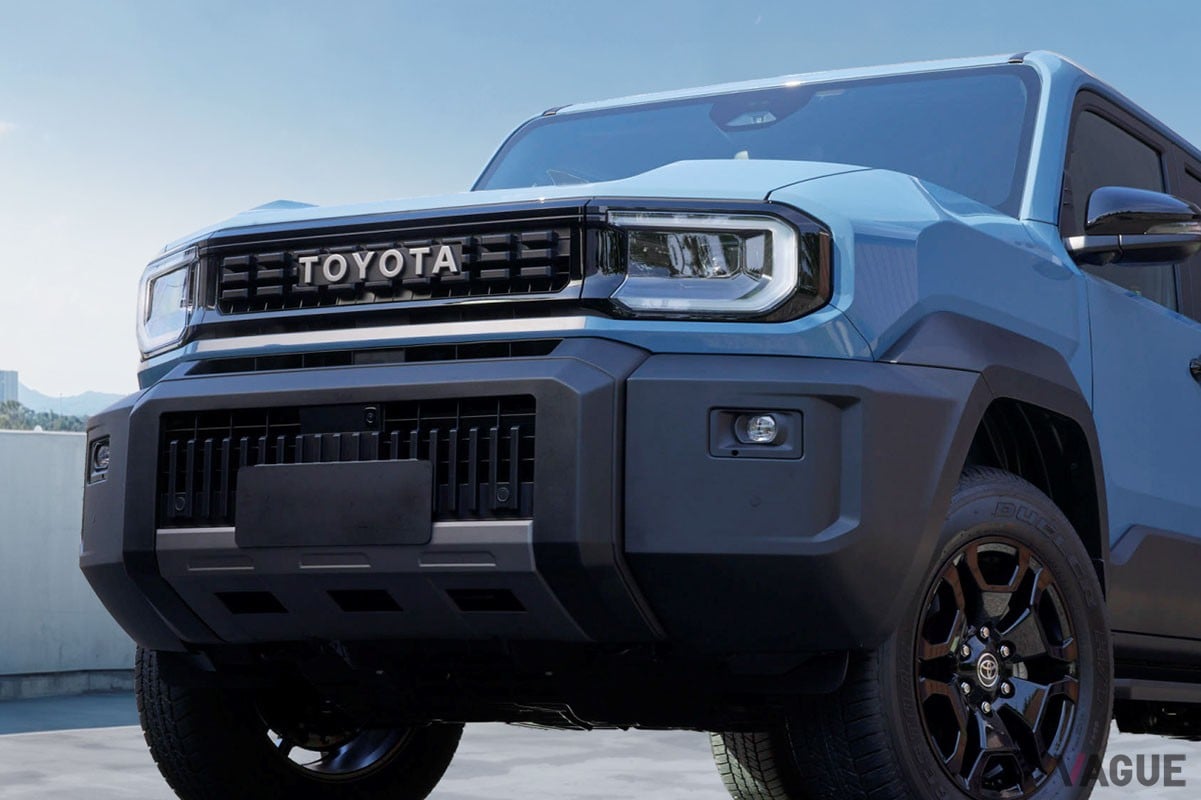 トヨタ新型「ランドクルーザー“FJ”」タイで先行発売！ 2026年年央に日本でも展開される“遊べるランクル”は史上初の海外生産モデル