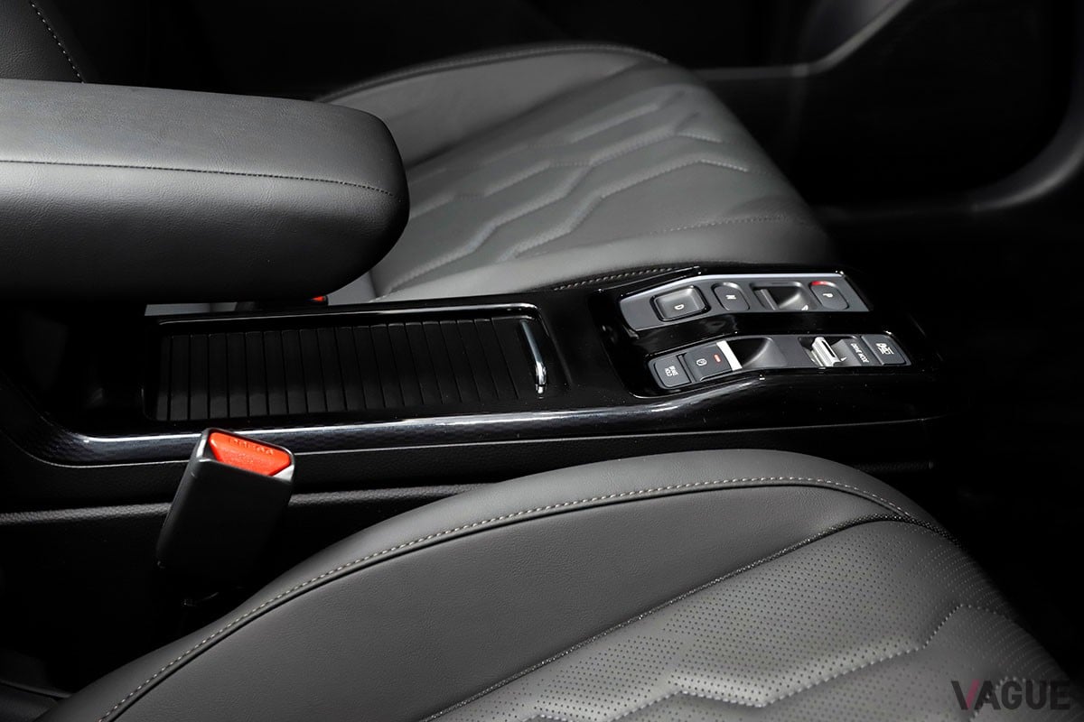 ホンダ新型「インサイト」