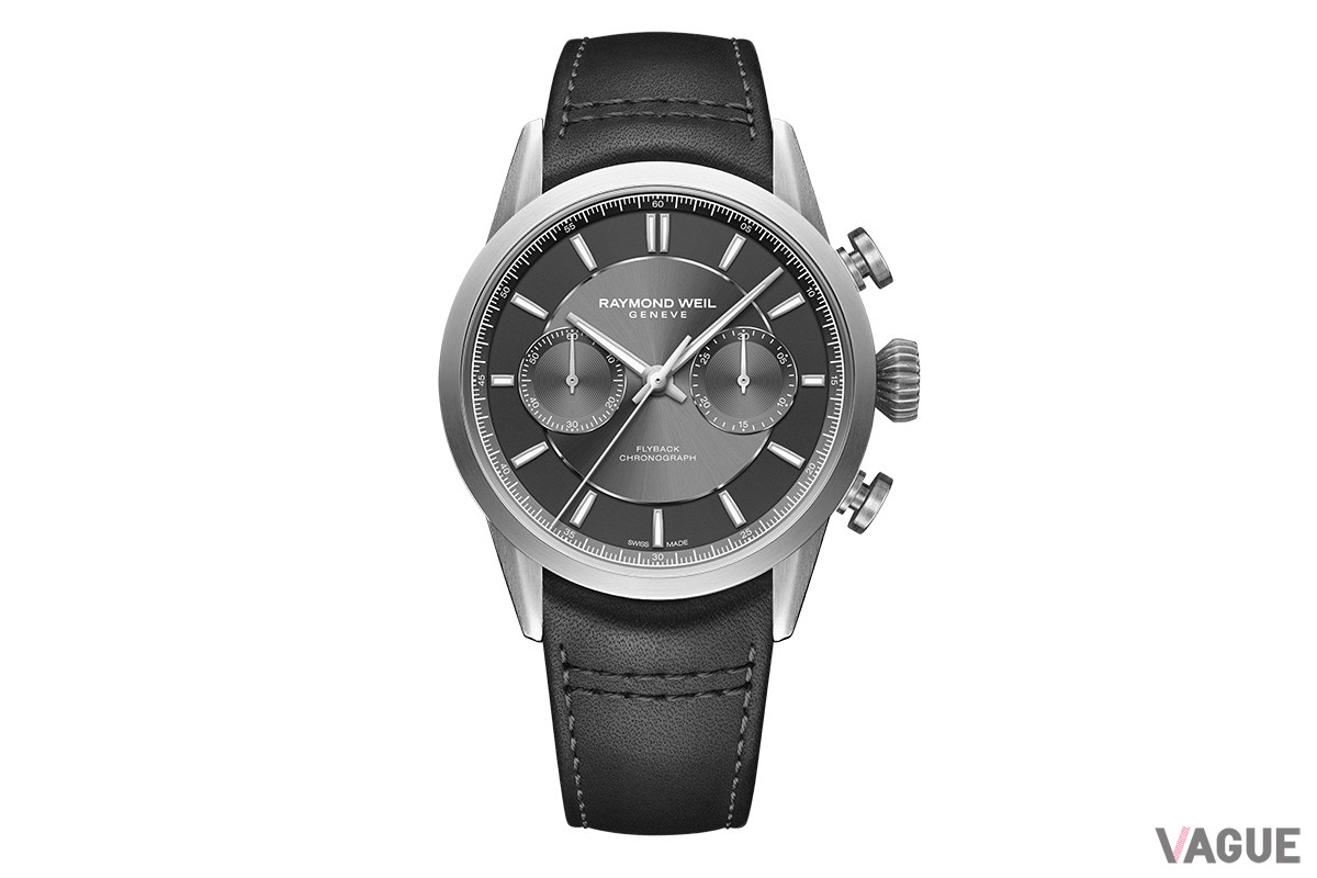 コラムホイール式のクロノグラフ、しかもフライバック機構付きで登場した「フリーランサー」の100本限定モデル。その孤高な存在感をモノトーンの世界観で表現している。