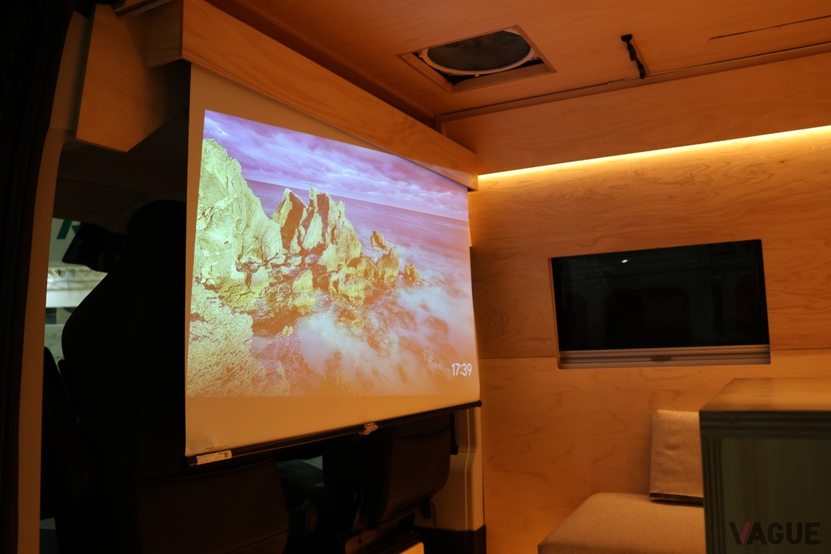 KYB「Fishing Camper（フィッシングキャンパー）」