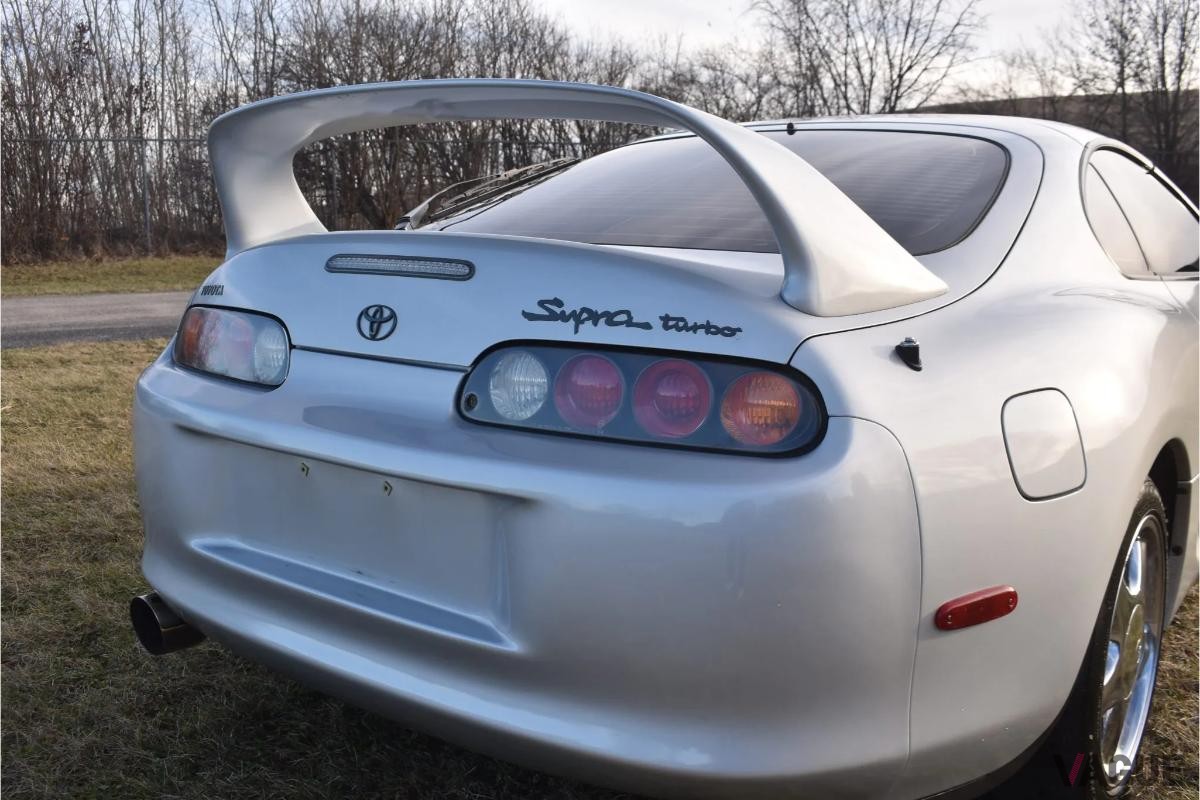 オークションで落札された1994年式トヨタ「スープラ ターボ」