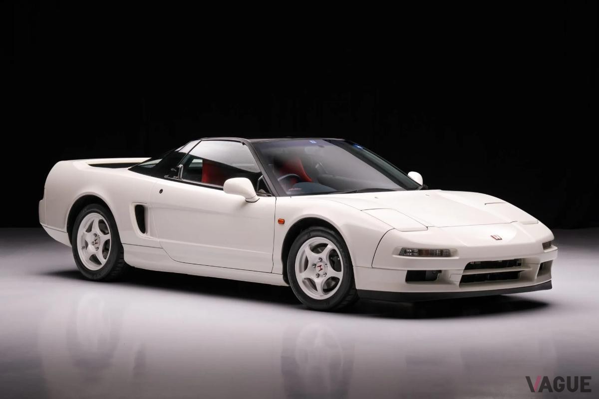 日本円で約5700万円で落札された1995年式ホンダ「NSX-R」
