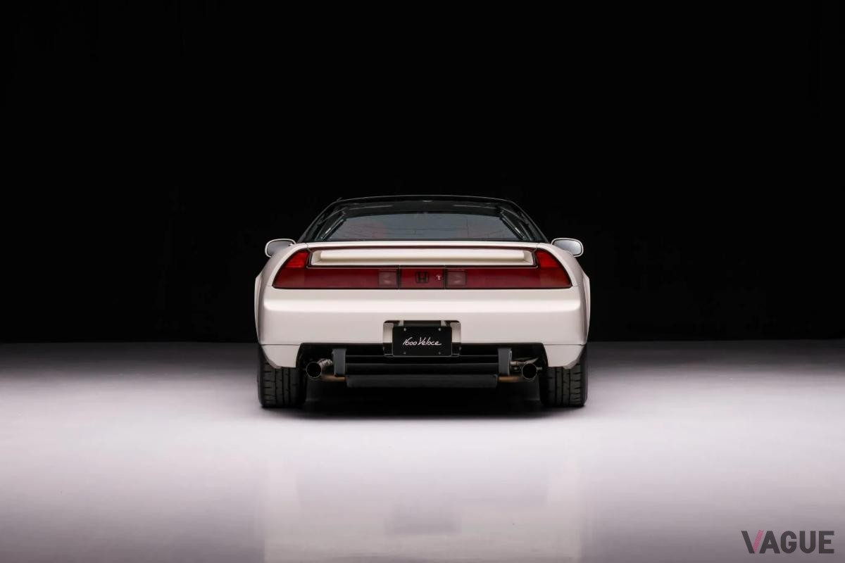 日本円で約5700万円で落札された1995年式ホンダ「NSX-R」