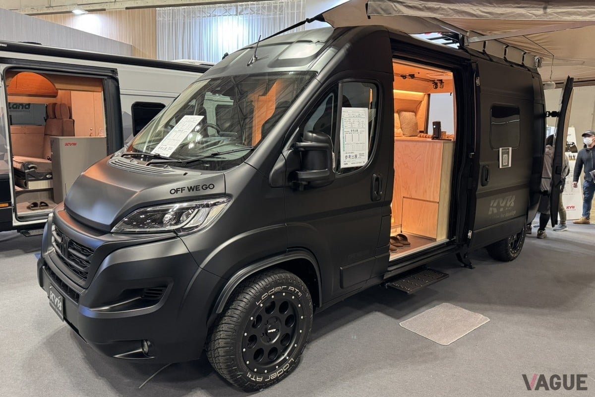 「釣り×車中泊」の最適解!? カヤバとスノーピークが共同開発した“釣り人のため”の動くベースキャンプ「フィッシングキャンパー」ってどんなクルマ？