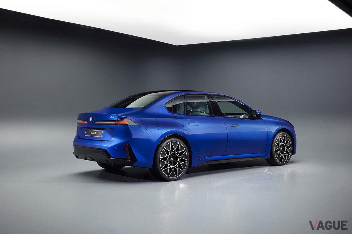 世界初公開されたBMW新型「i3」