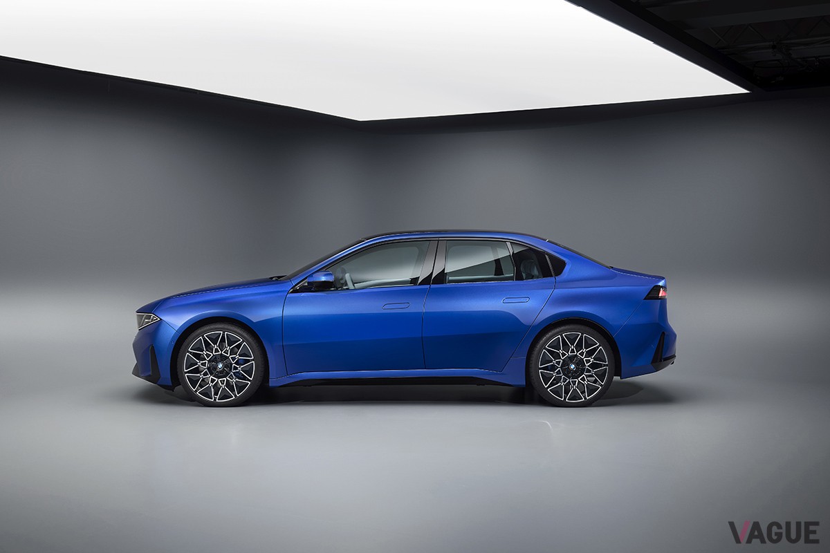世界初公開されたBMW新型「i3」
