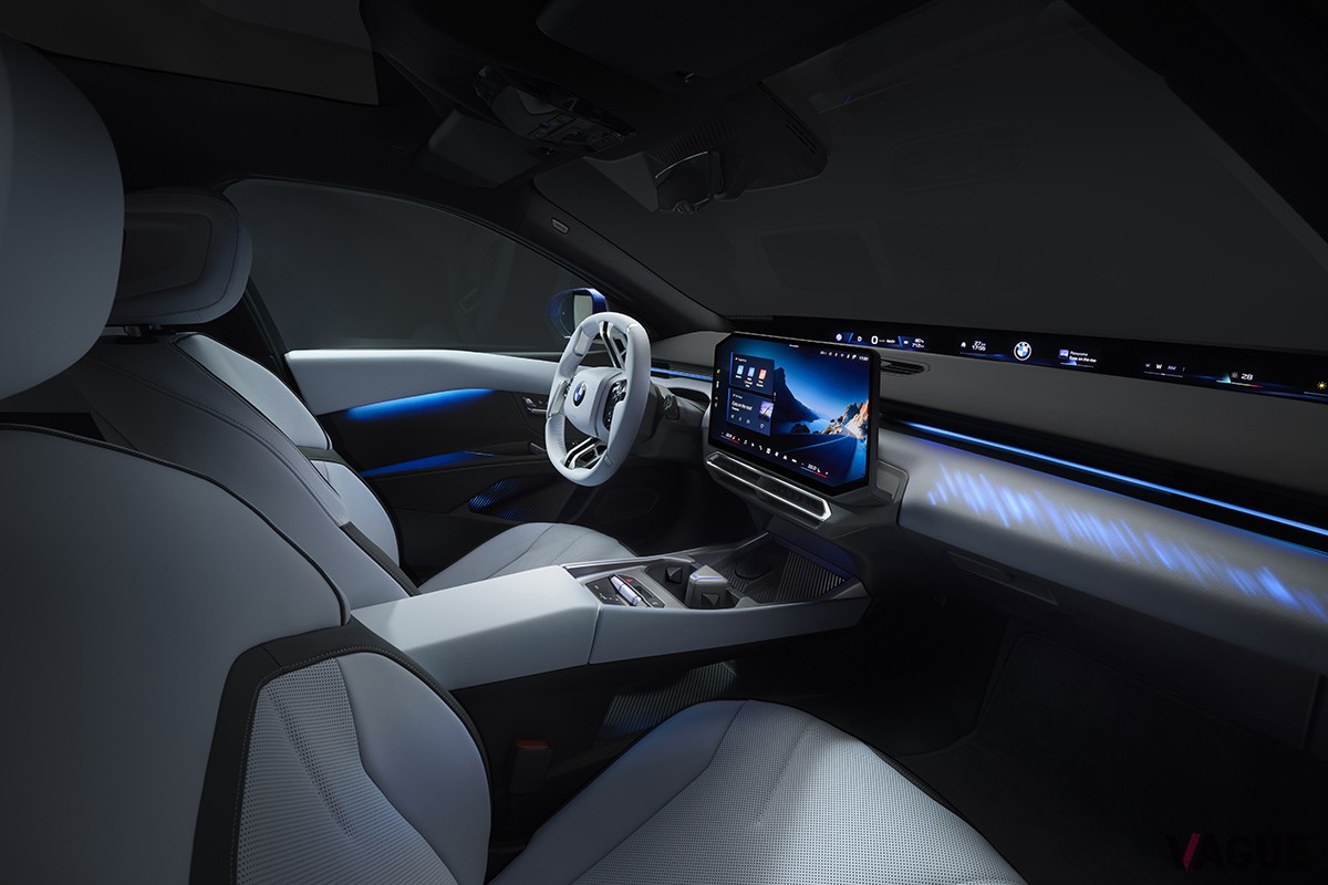 世界初公開されたBMW新型「i3」
