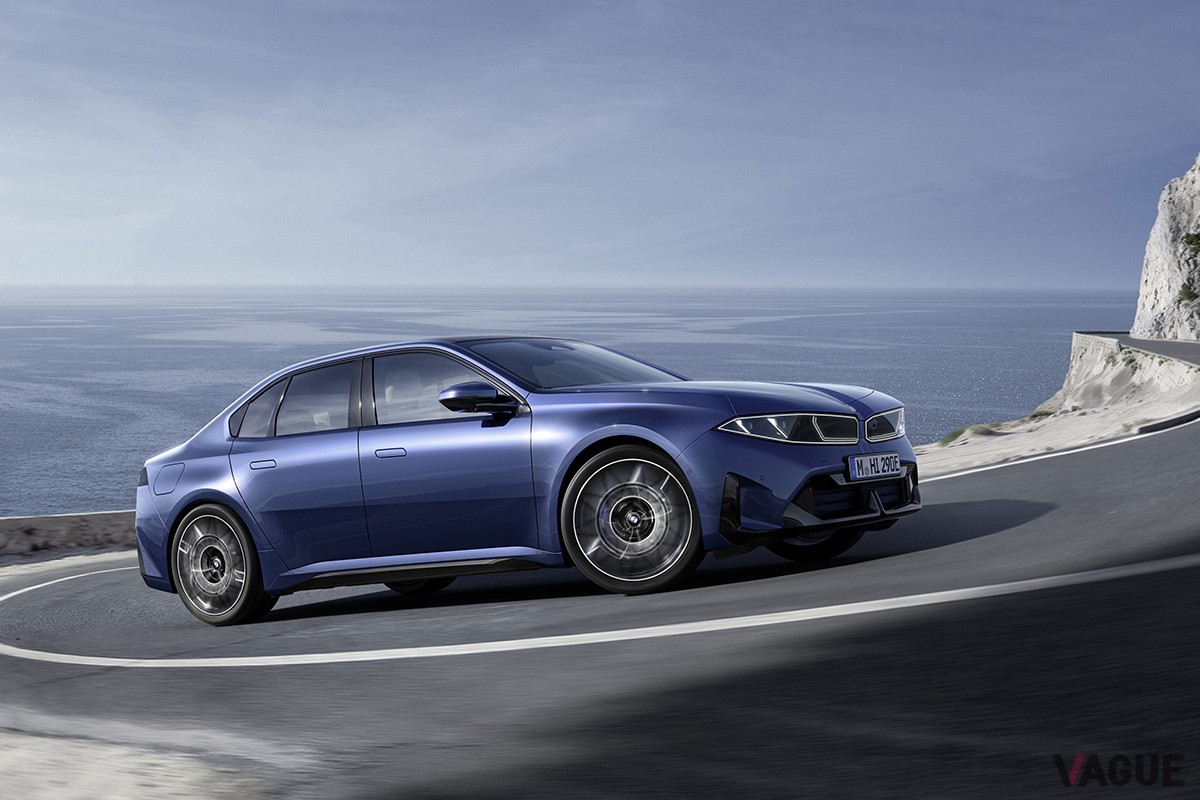 世界初公開されたBMW新型「i3」