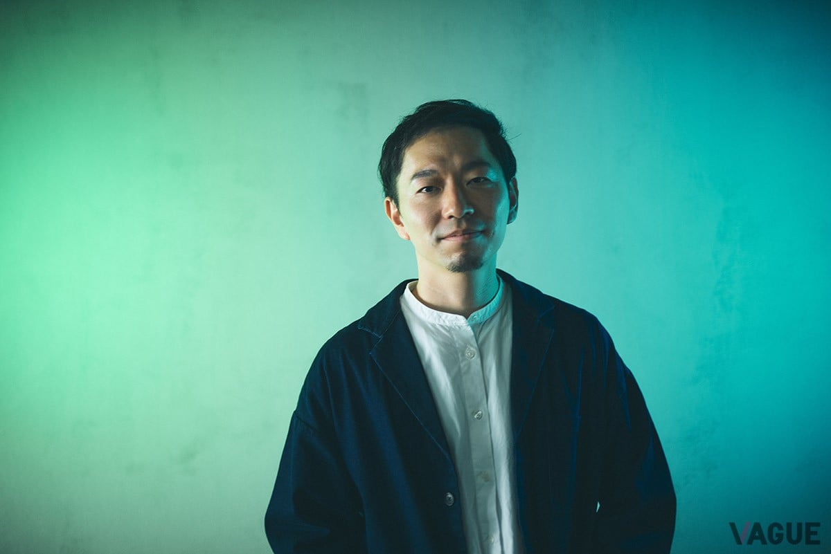 ベルギーの独創ウォッチが工藝美術家の池田晃将氏とコラボ。螺鈿の技法と未来的な表現が融合したアートピースは1本制作するのに約1ヶ月を要するという。