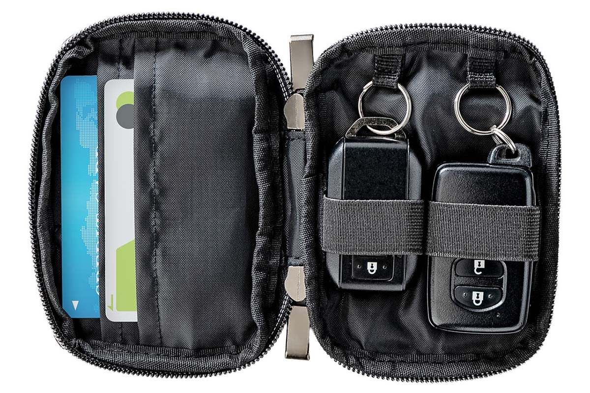 毎日使いに適したタフな仕様「スマートキーケース」