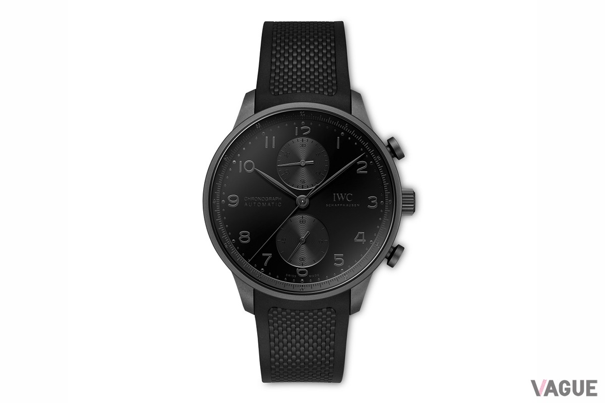 IWCが開発した“セラミック化されたチタニウム”のセラタニウムは堅牢で軽量、耐傷性に優れる革新的素材