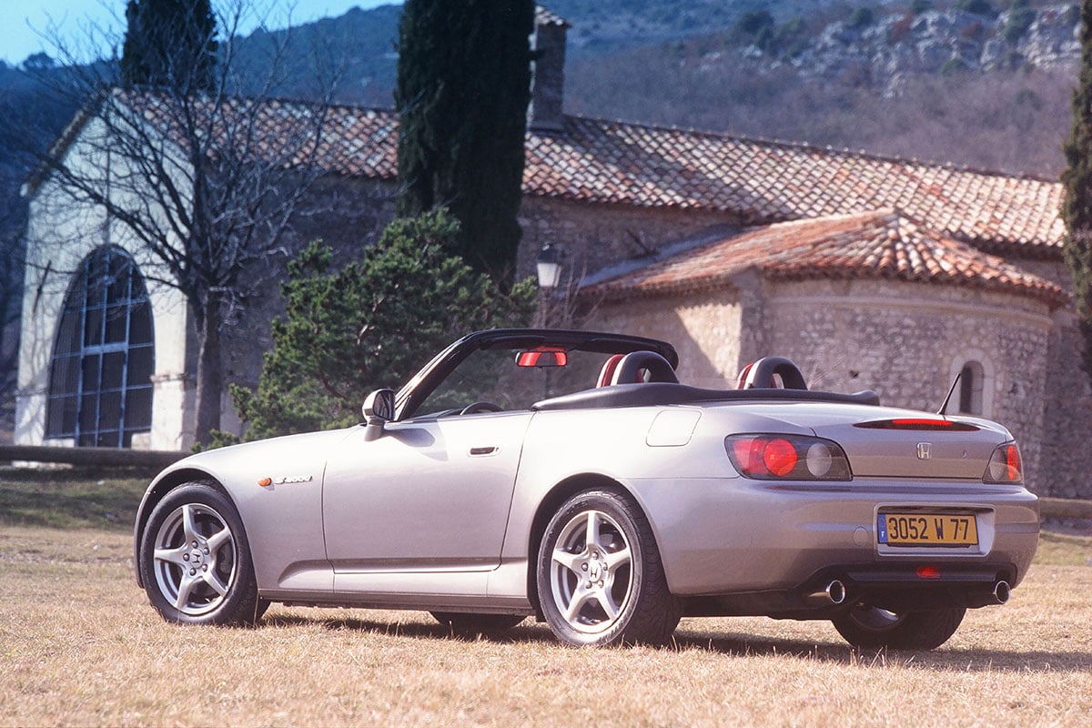 「S2000」は1999年に発表された2シーターFRスポーツ。「NSX」と同じく高根沢工場で生産された