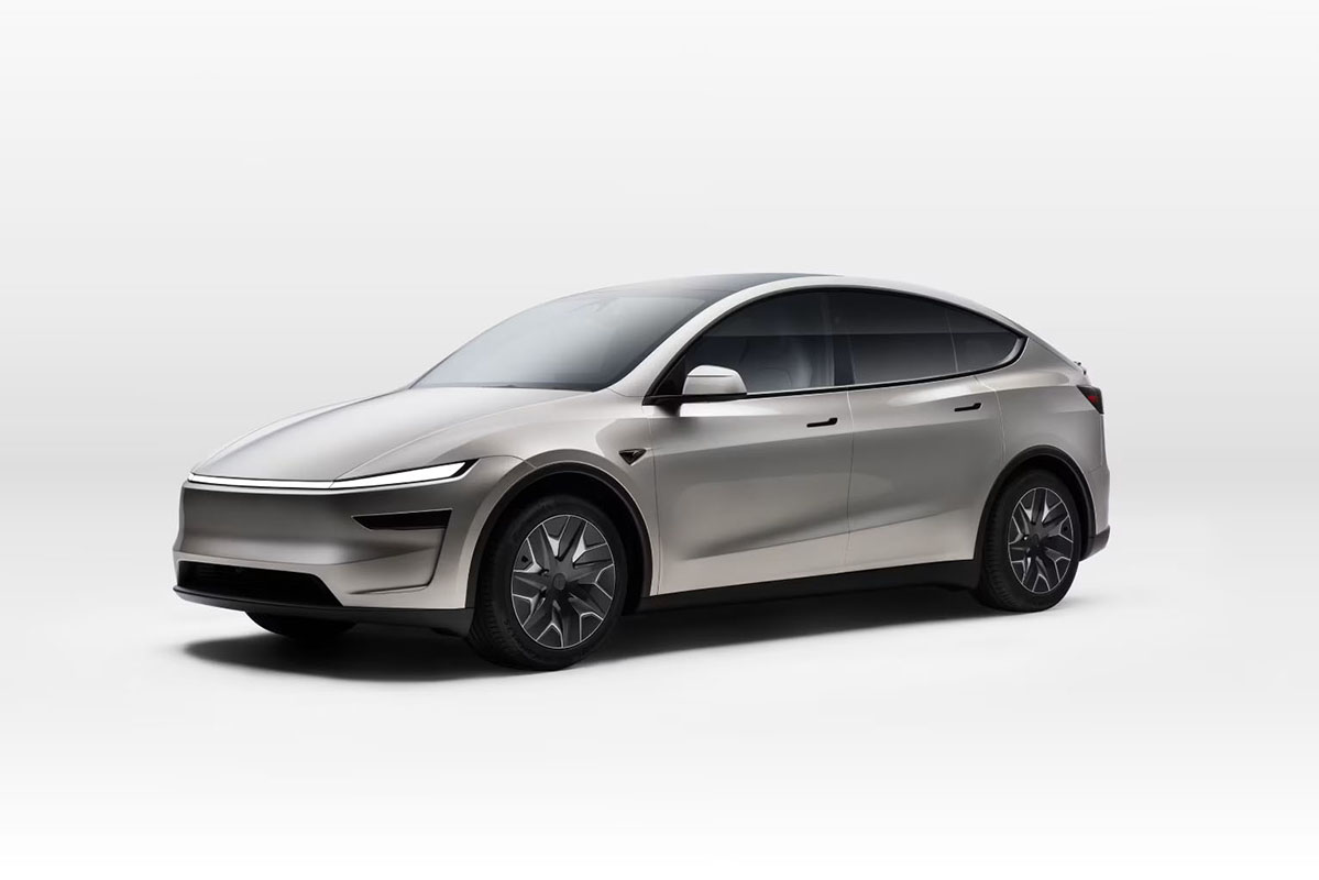 テスラ新型「モデルY L」