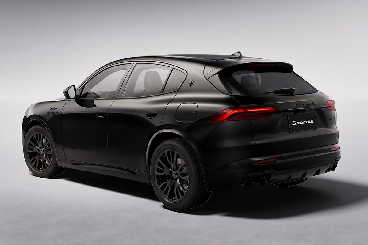 マセラティ「グレカーレ モデナ ネロ・インフィニート」