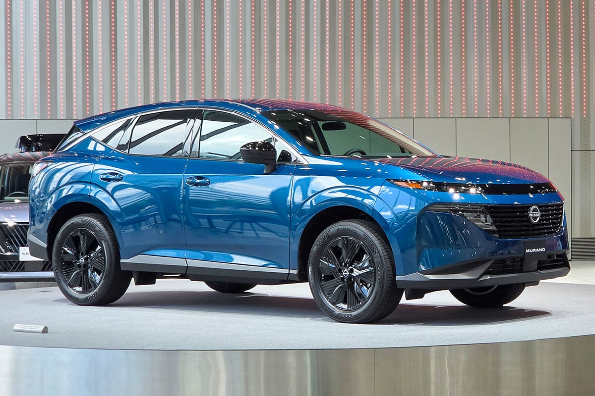 日産グローバル本社ギャラリーに特別展示された最新型「ムラーノ」