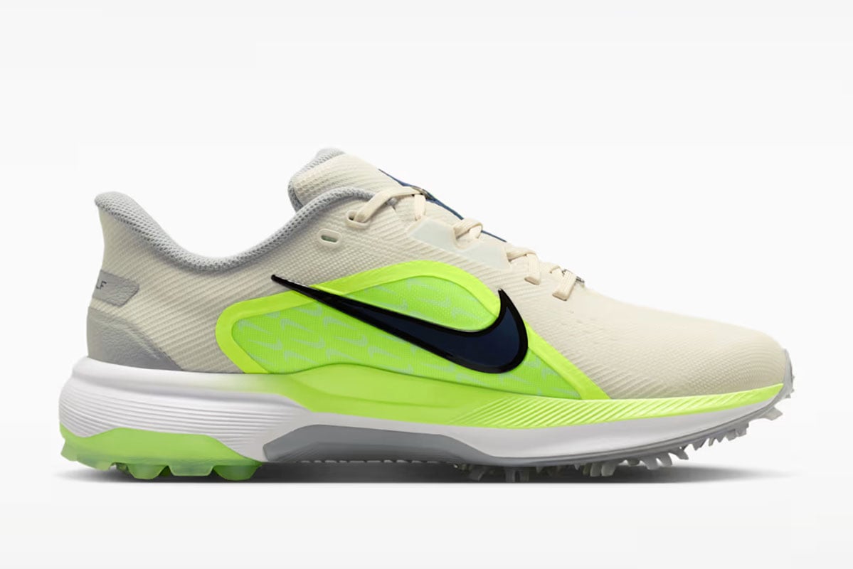 ナイキ「ペガサス1G」の“バレステロス記念モデル”