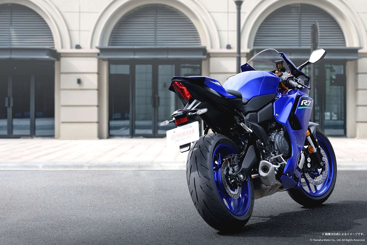 ヤマハ新型「YZF-R7」