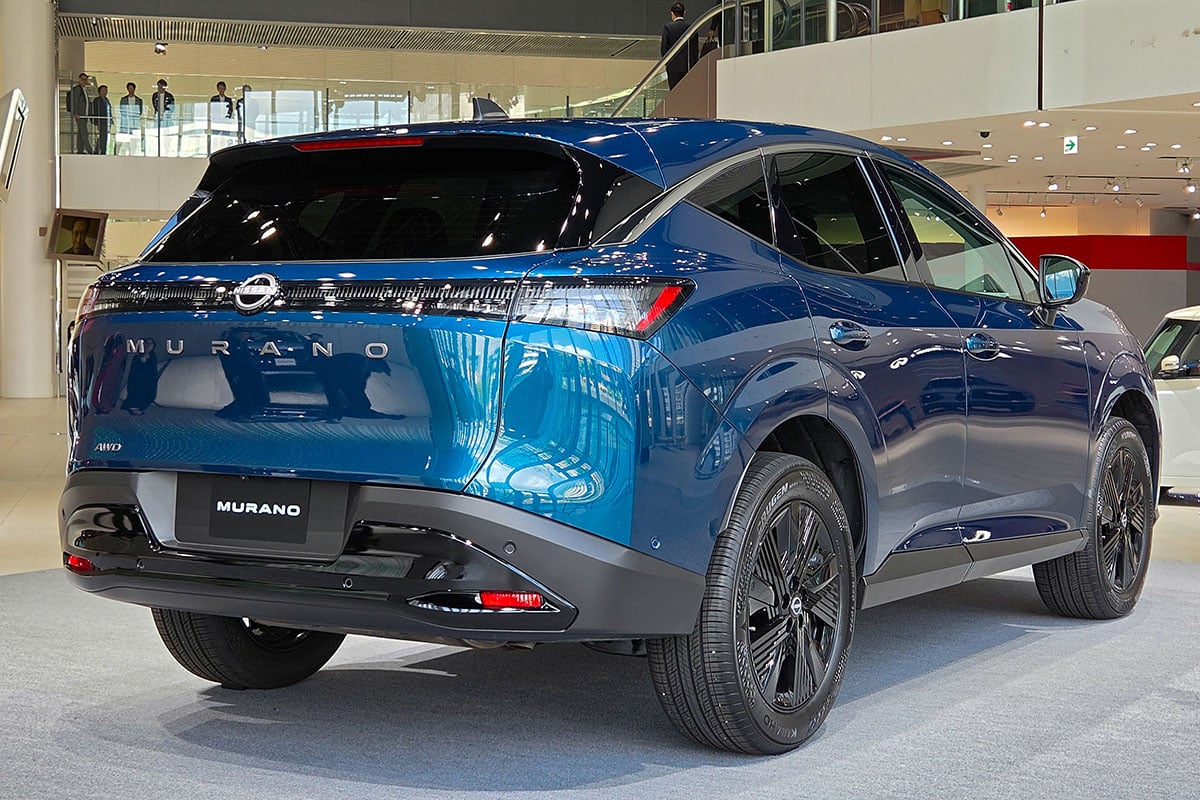 日産グローバル本社ギャラリーに特別展示された最新型「ムラーノ」