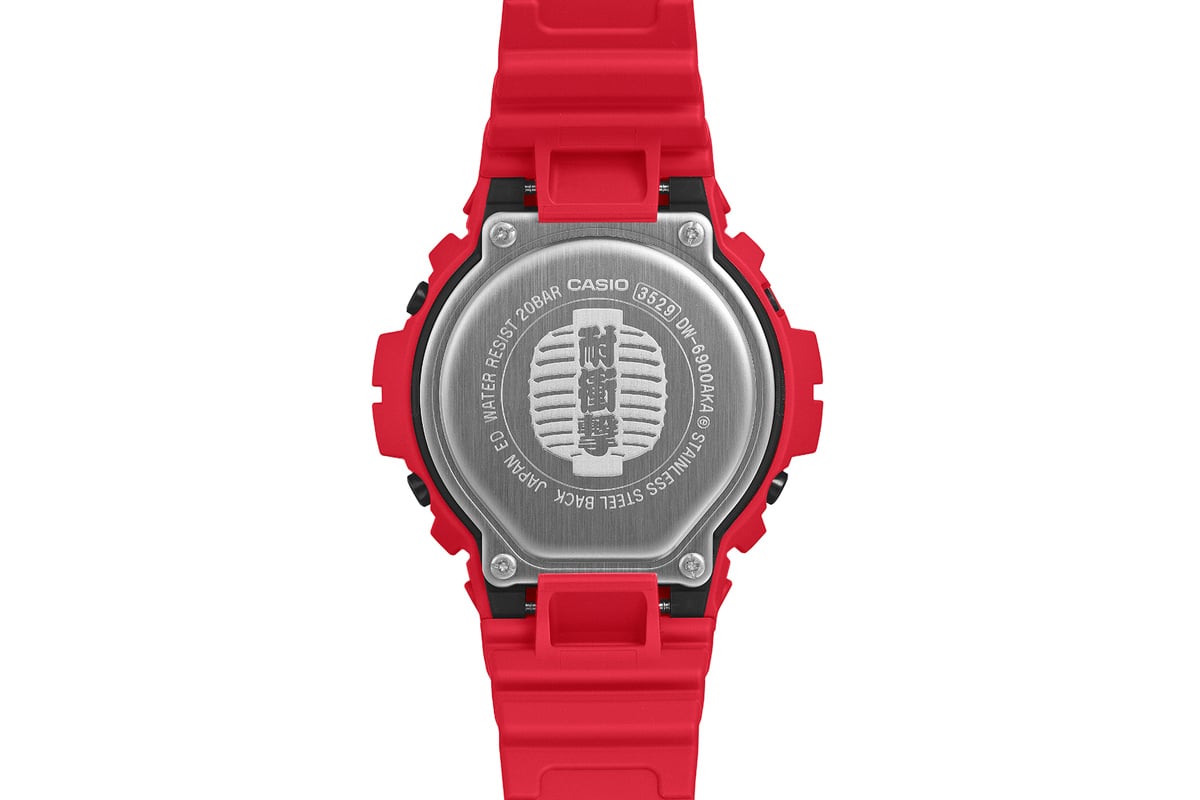 フェイスとケースバックのいずれにも、「G-SHOCK」の代名詞である“耐衝撃”を施したこだわりの仕様