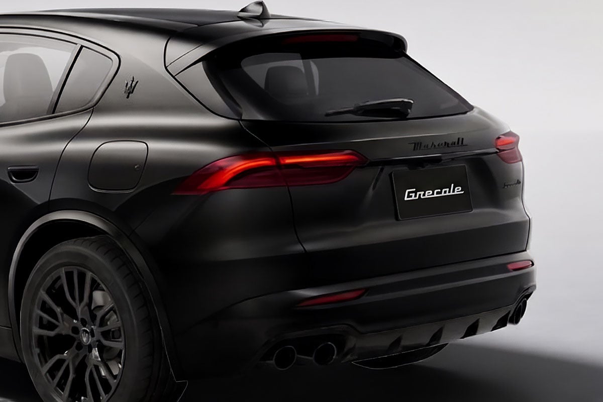 マセラティ「グレカーレ モデナ ネロ・インフィニート」