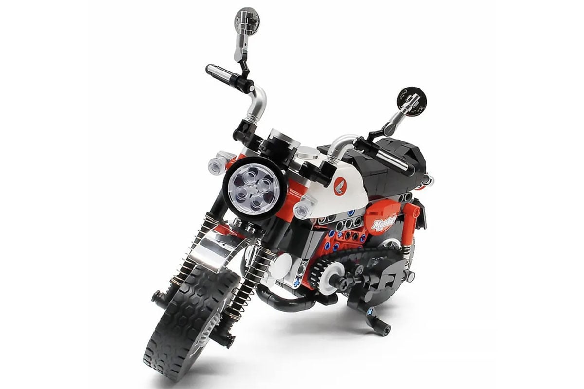 ホンダ「モンキー125」を527ピースで精巧に再現したブロックキット