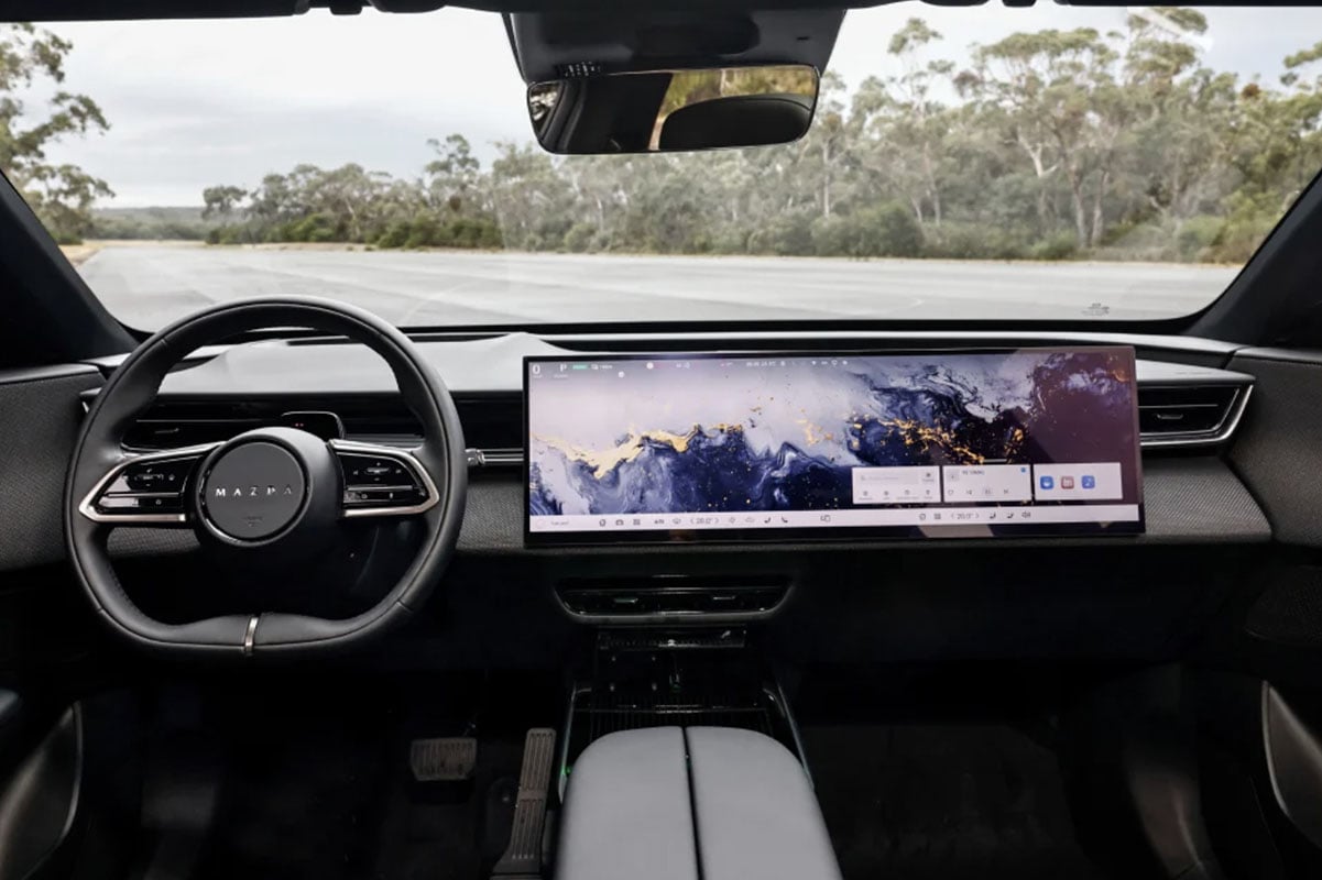 マツダ「CX-6e」