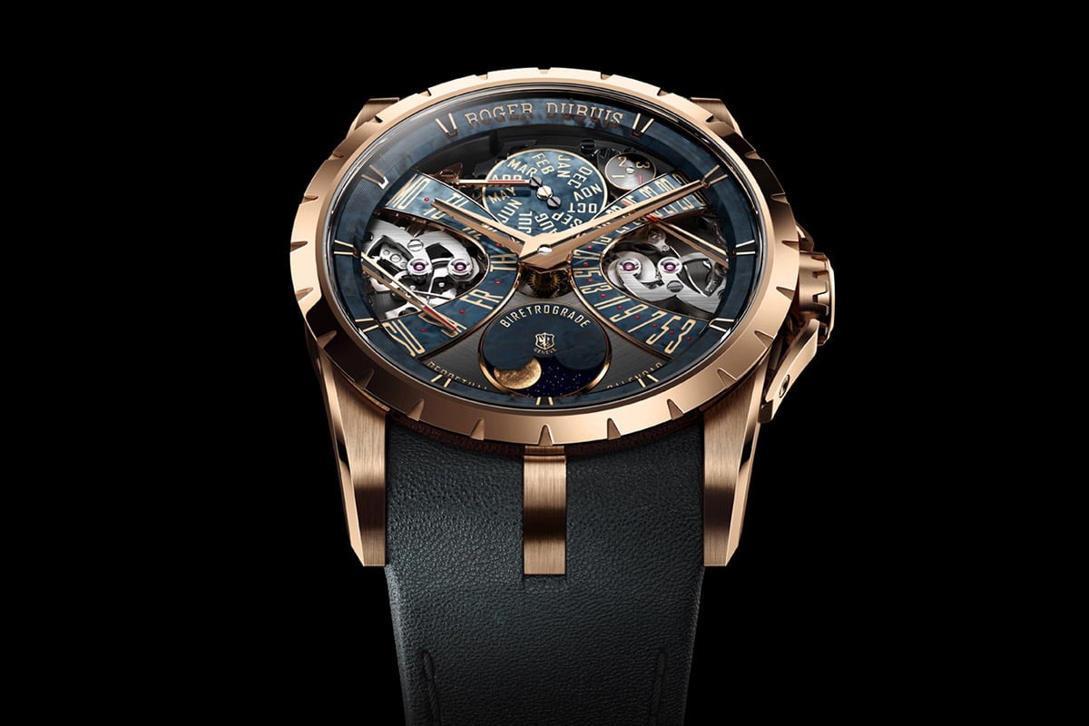ロジェ・デュブイの精神を体現するパーペチュアルカレンダーとバイレトログラード、さらにムーンフェイズが高い次元で融合した特別な1本