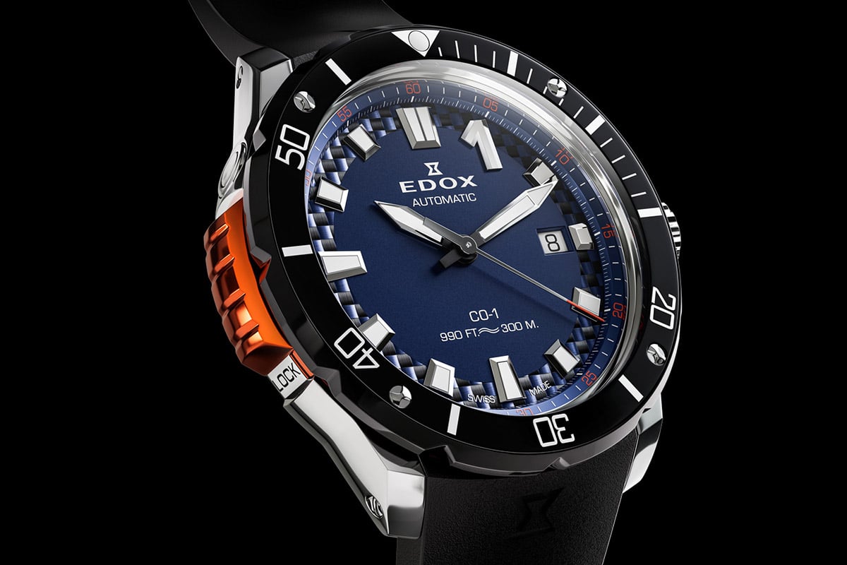 「エドックス　クロノオフショア1 ベゼルロック デイト オートマティック」（品番： 80137-3NO-CABUN、38万5000円 消費税込）
