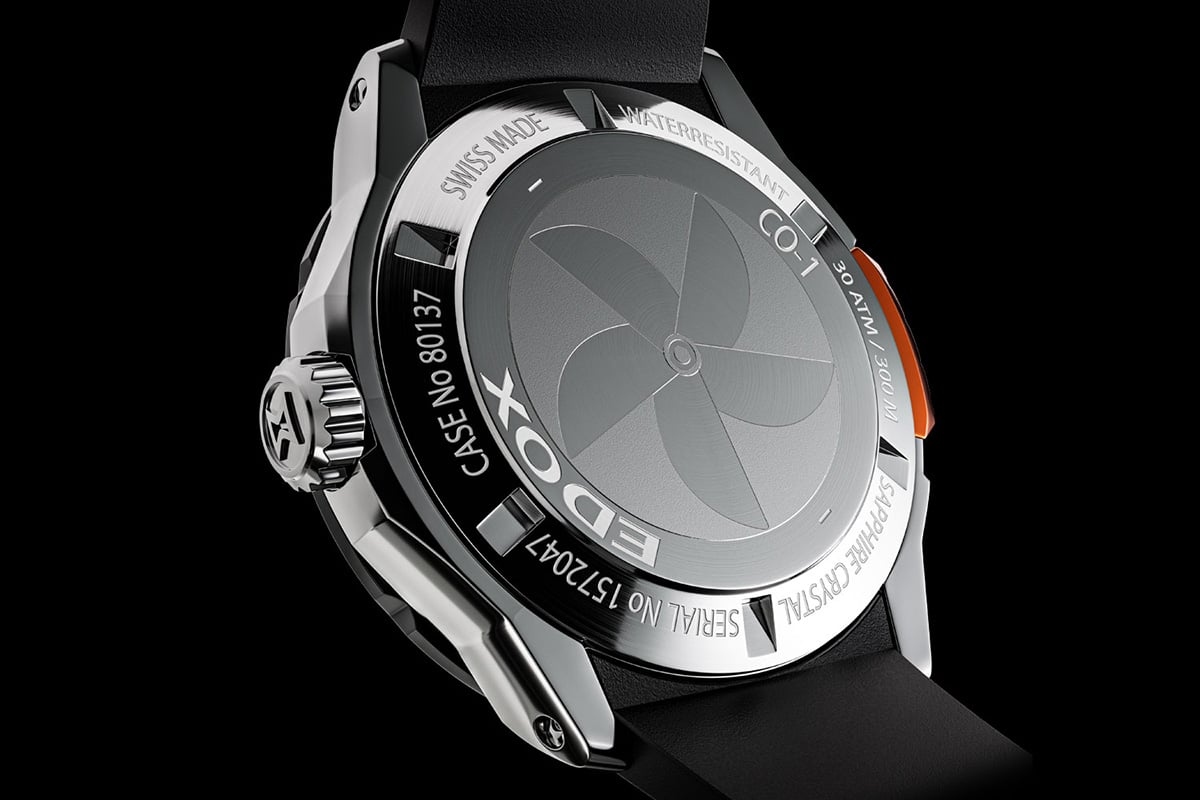 「エドックス　クロノオフショア1 ベゼルロック デイト オートマティック」（品番： 80137-3NO-CABUN、38万5000円 消費税込）