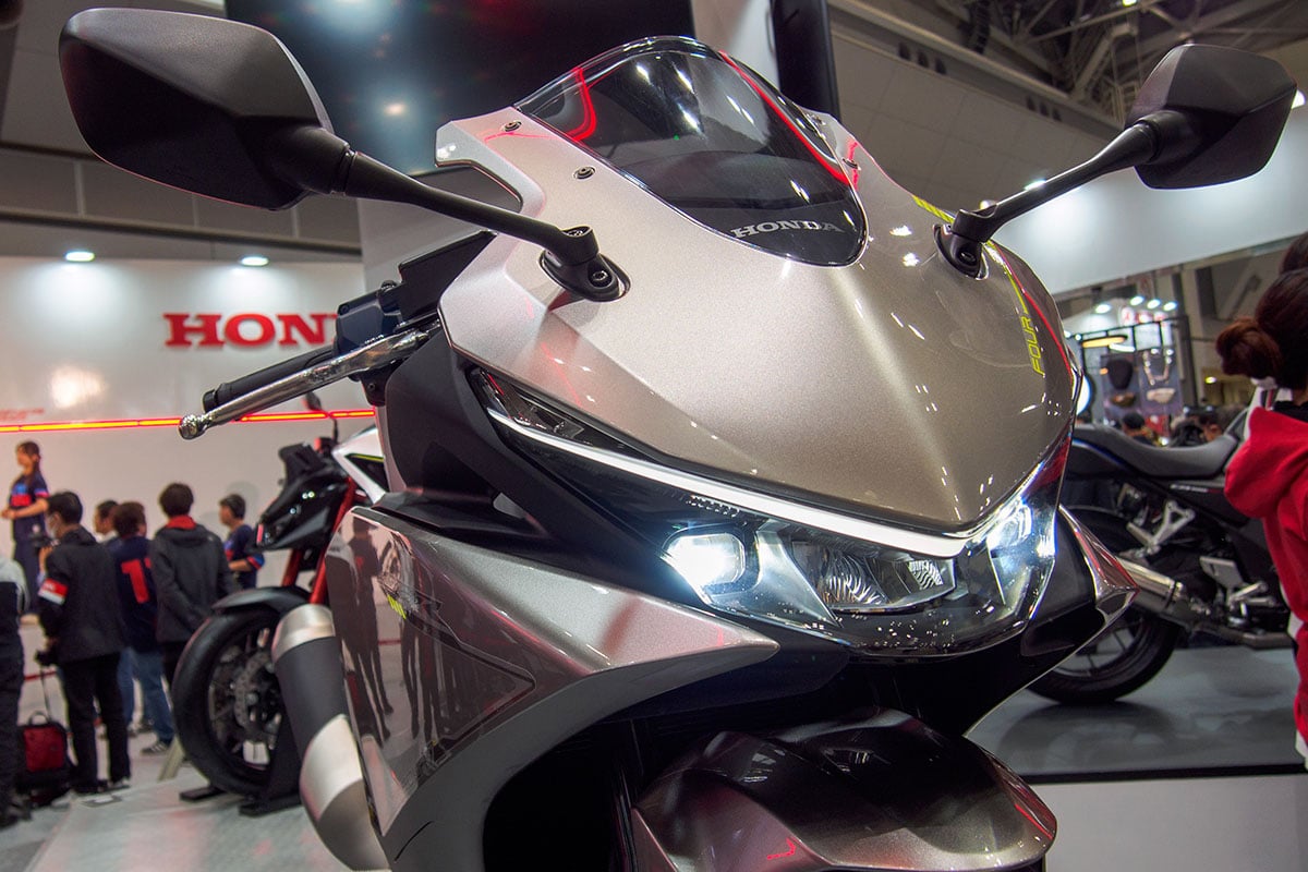 ホンダ「CBR400Rフォア Eクラッチ コンセプト」