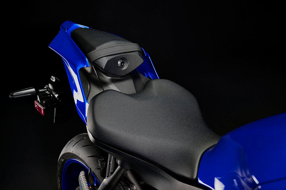 ヤマハ新型「YZF-R7」