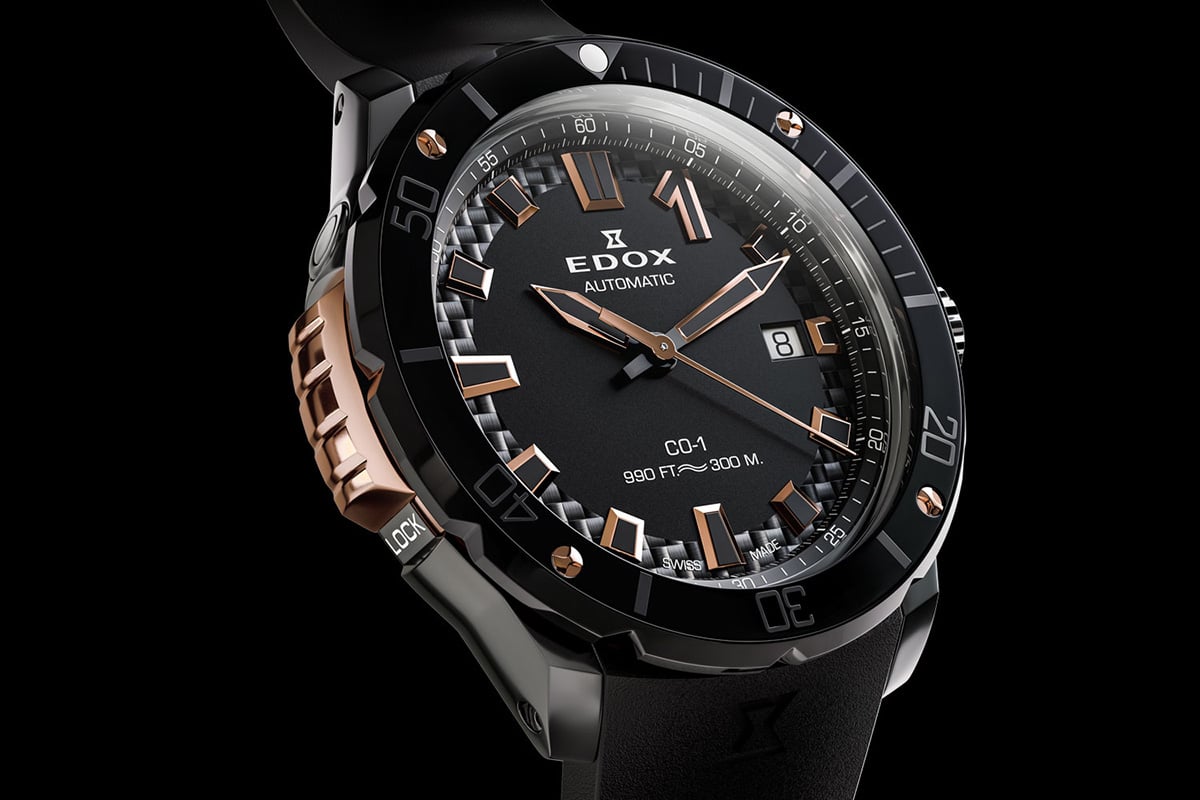 「エドックス　クロノオフショア1 ベゼルロック デイト オートマティック」（品番：80137-37GNR-CANR、40万7000円 消費税込）