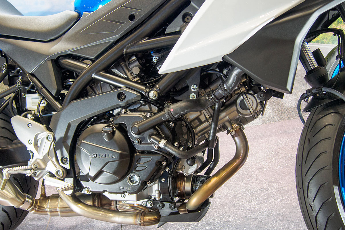 スズキ「SV-7 GX」