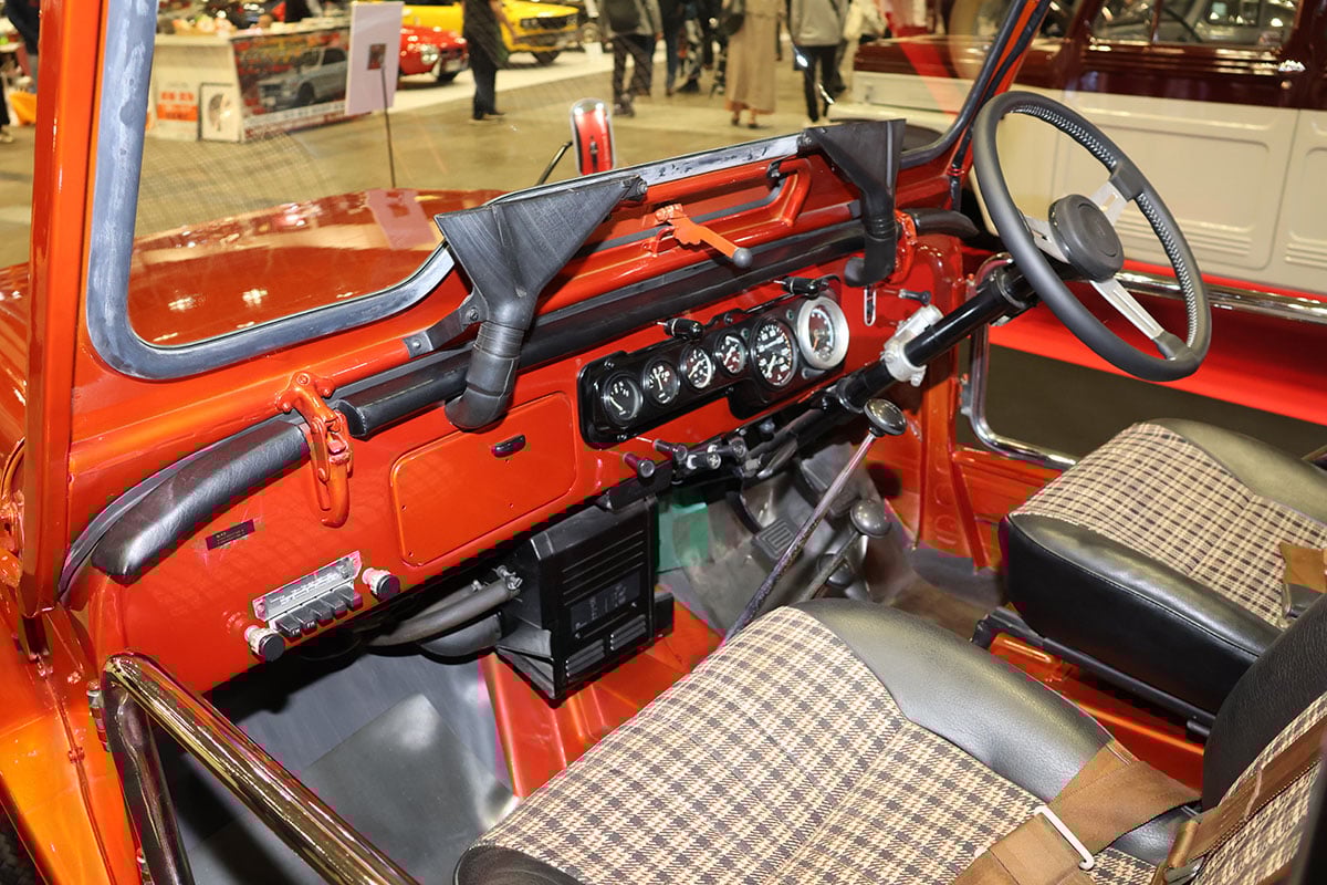 三菱「パジェロI」