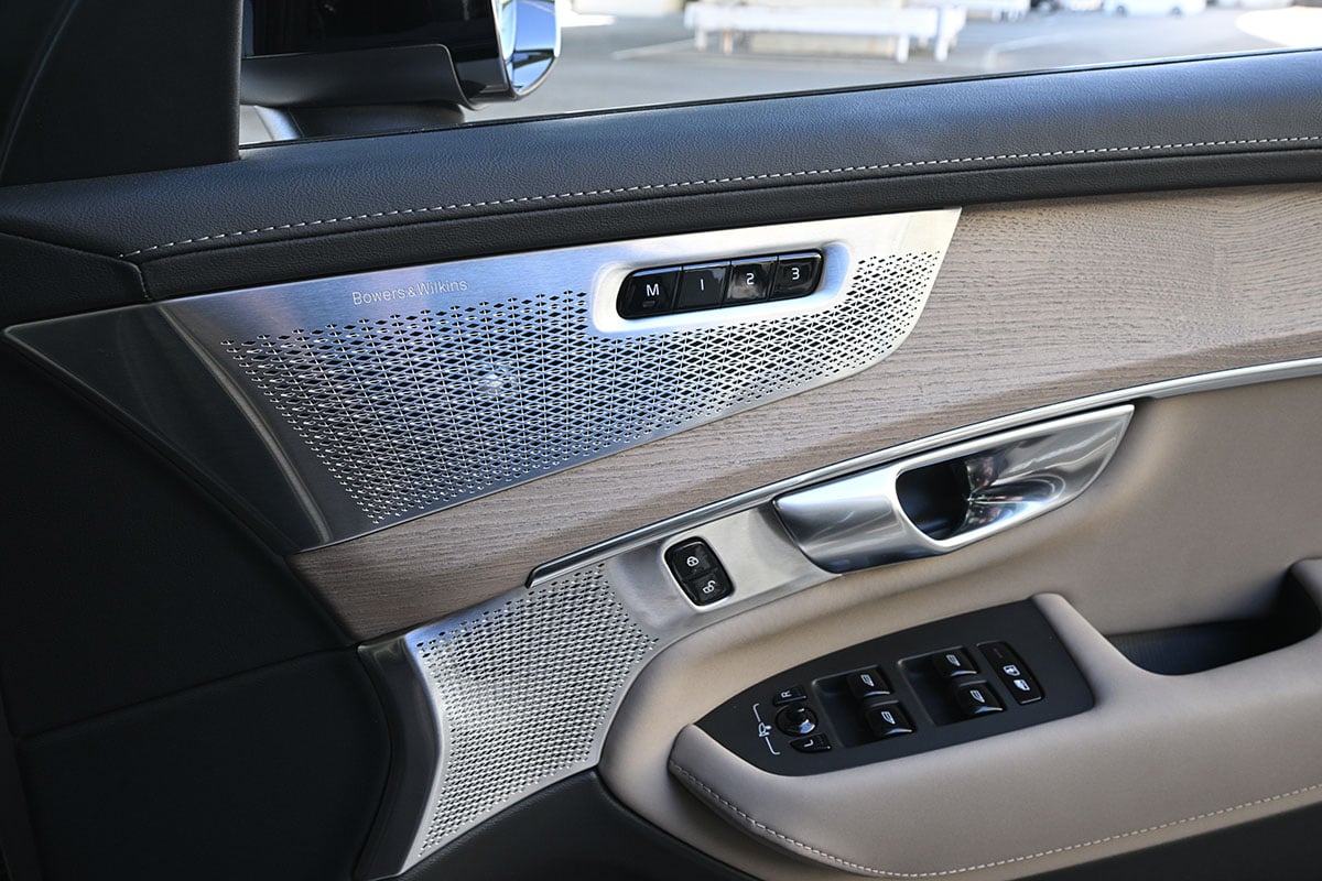 ボルボ「XC90 ウルトラ T8 AWD プラグインハイブリッド」