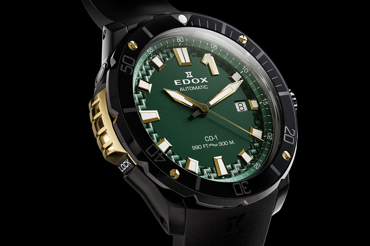 「エドックス　クロノオフショア1 ベゼルロック デイト オートマティック」（品番： 80137-37ND-CAVD、40万7000円、消費税込）