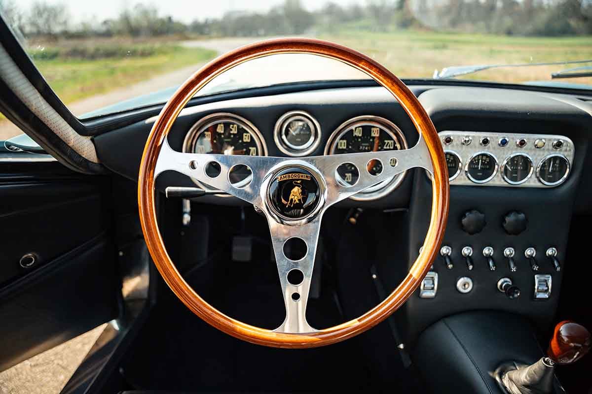 オークションに出品予定の1964年式ランボルギーニ「350GT」Federico Vecchio(c)2026 Courtesy of RM Sotheby's