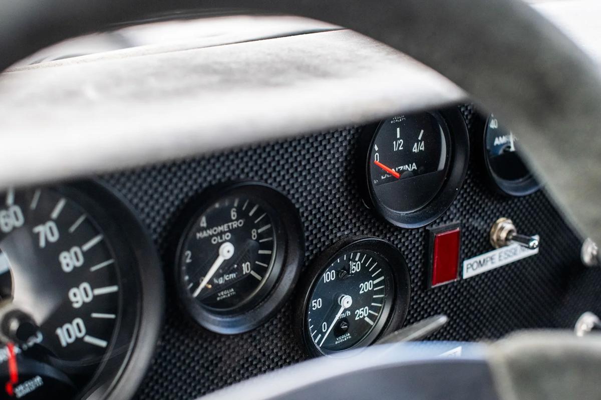 オークションに出品予定の1975年式ランチア「ストラトスHFストラダーレ グループ4仕様」(c)2026 BROAD ARROW Auctions