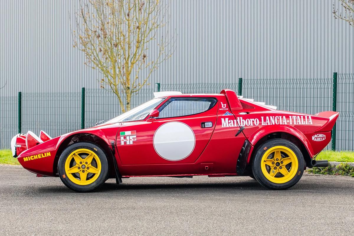 オークションに出品予定の1975年式ランチア「ストラトスHFストラダーレ グループ4仕様」(c)2026 BROAD ARROW Auctions