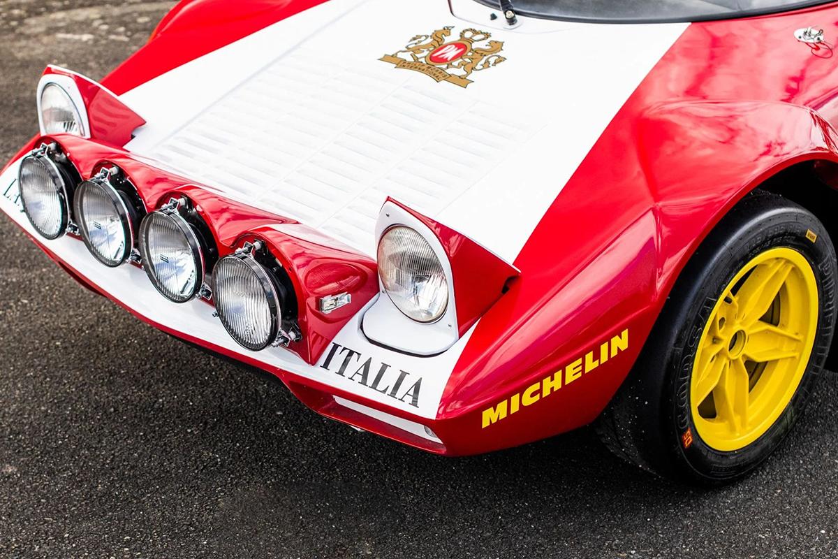 オークションに出品予定の1975年式ランチア「ストラトスHFストラダーレ グループ4仕様」(c)2026 BROAD ARROW Auctions