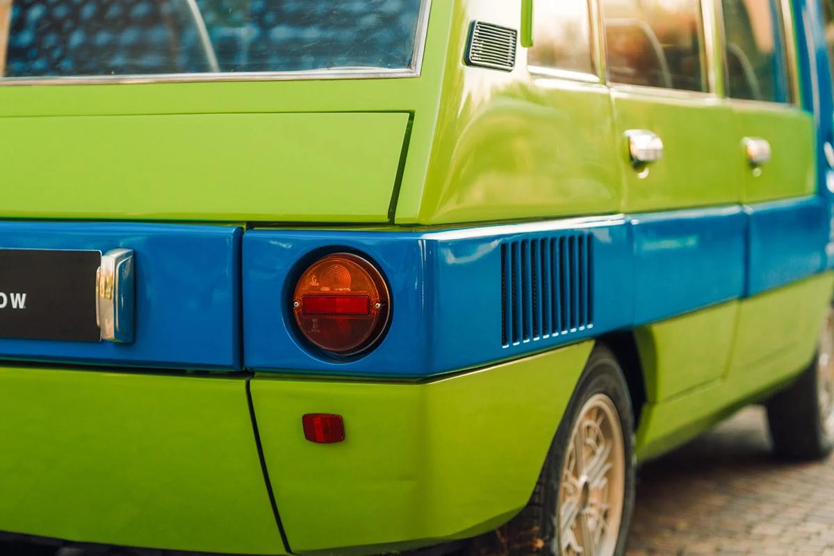 オークションに出品予定の1977年式フィアット「850Tビジターバス」(c)2026 BROAD ARROW AUCTIONS