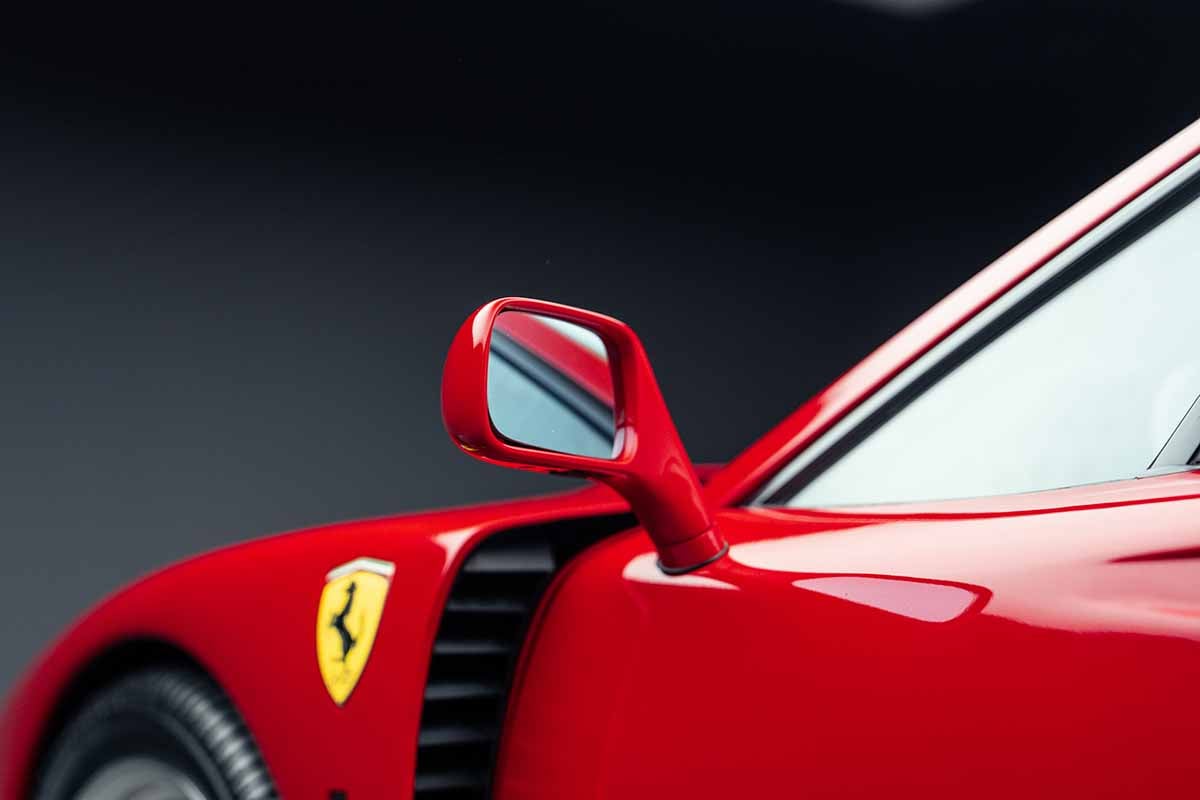 オークションに出品され、高額で落札された1989年式フェラーリ「F40」Federico Cecchio(c)2026 Courtesy of RM Sotheby's