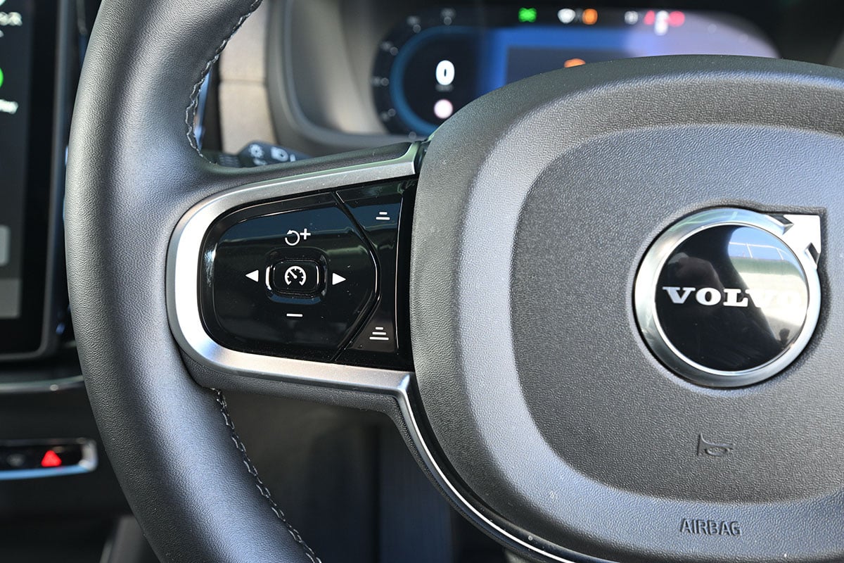 ボルボ「XC90 ウルトラ T8 AWD プラグインハイブリッド」