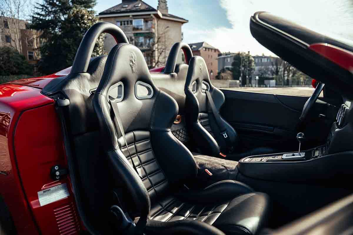 オークションに出品予定の2001年式フェラーリ「550バルケッタ」Federico Cecchio(c)2026 Courtesy of RM Sotheby's