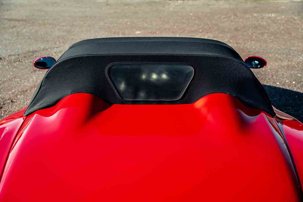 オークションに出品予定の2001年式フェラーリ「550バルケッタ」Federico Cecchio(c)2026 Courtesy of RM Sotheby's